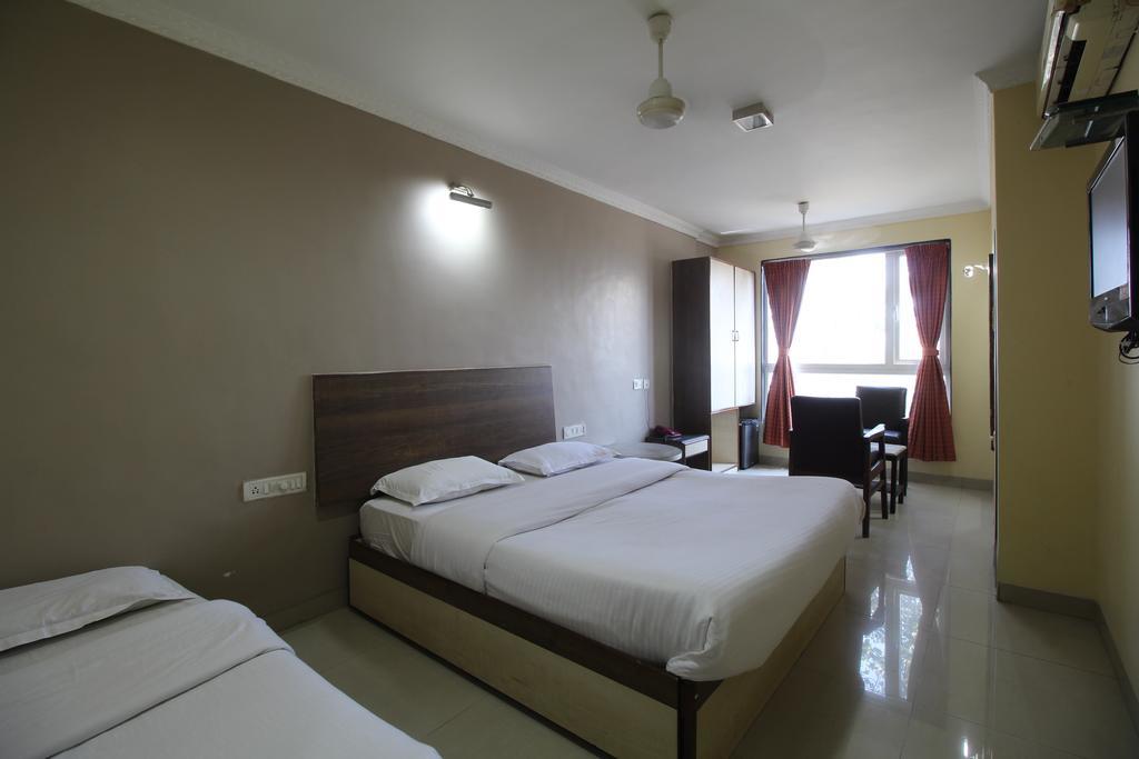 Hotel Samrat มุมไบ ห้อง รูปภาพ