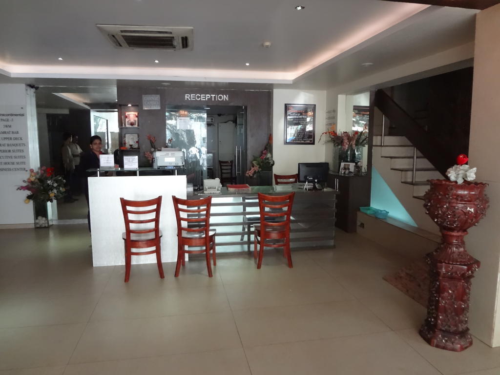 Hotel Samrat มุมไบ ภายนอก รูปภาพ