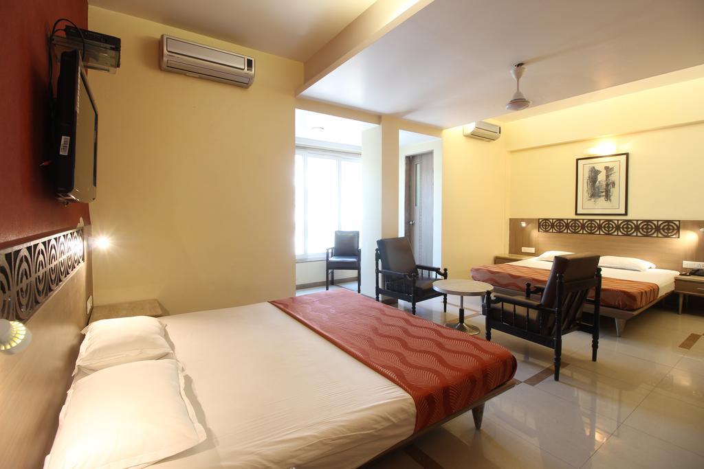 Hotel Samrat มุมไบ ห้อง รูปภาพ